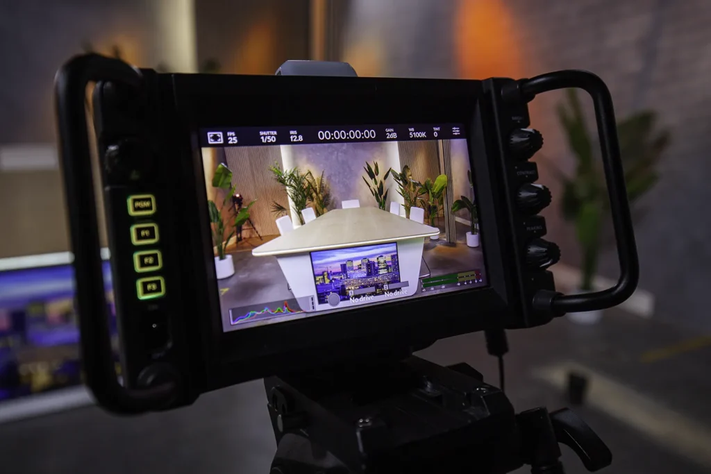 camera met debattafel